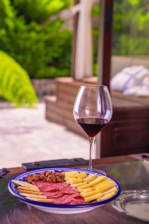Las Cruces Boutique Hotel Антигуа-Гватемала Экстерьер фото
