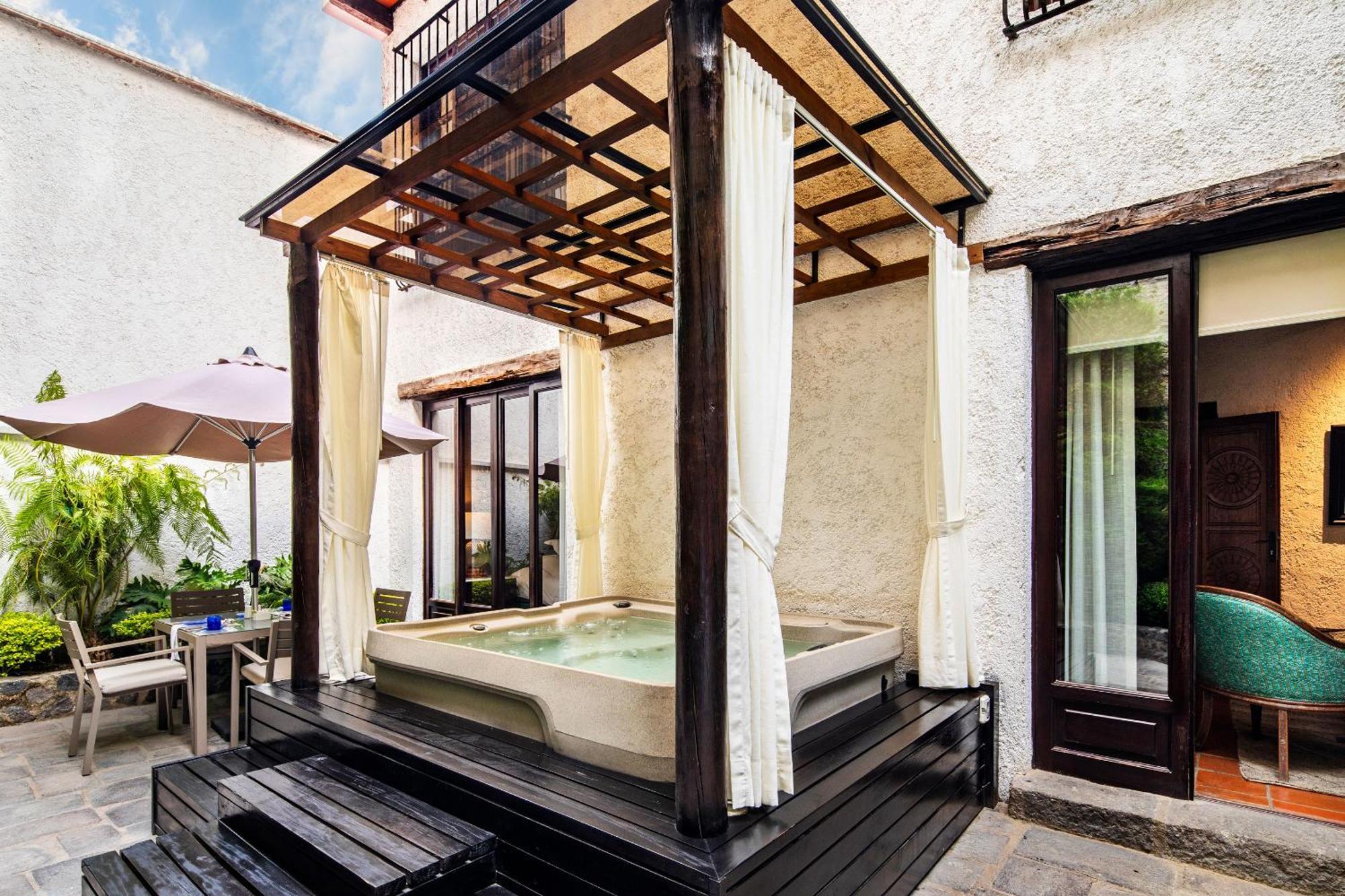 Las Cruces Boutique Hotel Антигуа-Гватемала Экстерьер фото